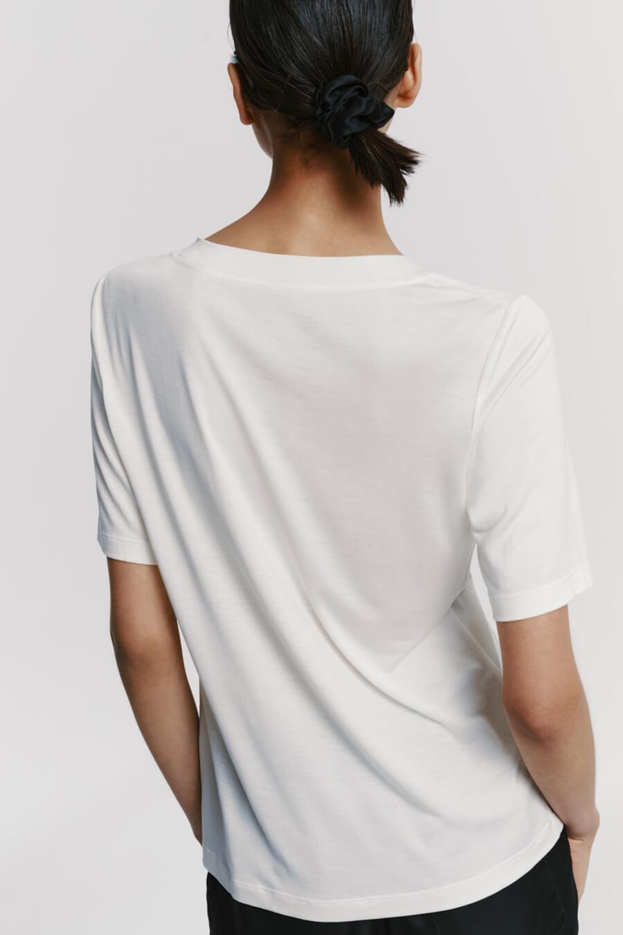 Silk T-shirt in off-white